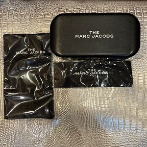 Marc Jacobs Black Eye Glass Case NWOT